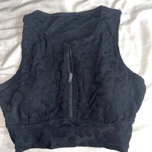 Buffbunny zipped crop